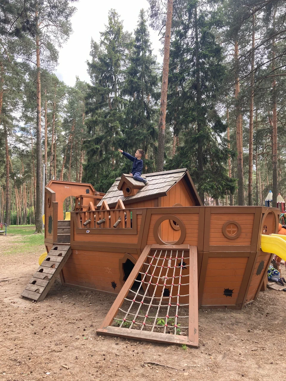 Фото Парк Кратово (рядом с Московской Детской железной дорогой) - развлечение в Москве | Досугатор